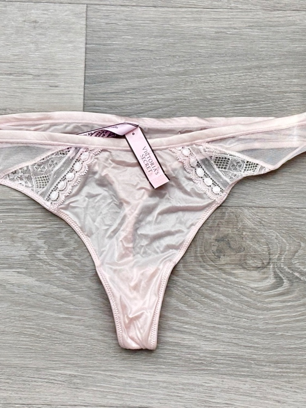 Victoria's Secret Light Pink Shimmer Lace Body by Victoria Thong Panty Panties L